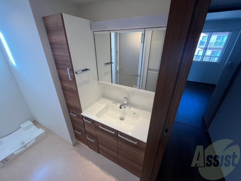 洗面設備　シャンプードレッサーで身支度もラクラクです！