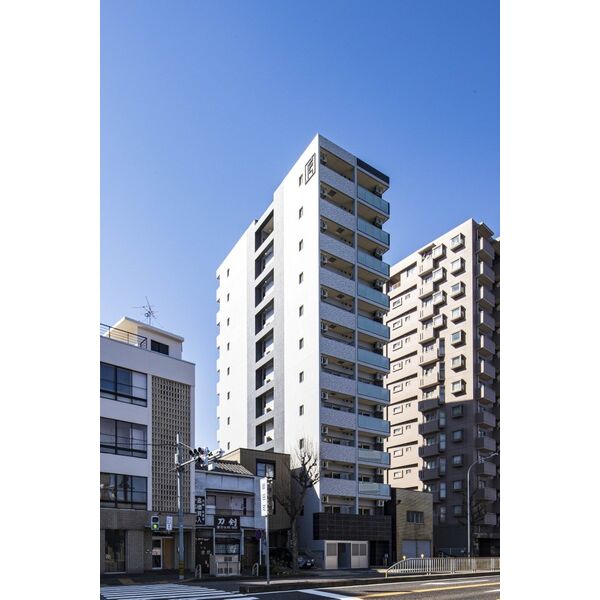 【エステムコート名古屋泉プラチナムゲートの建物外観】