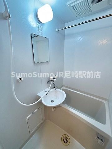 バス・シャワールーム　お風呂で日々の疲れを落としましょう