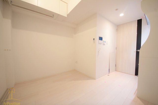 居室・リビング　セレニテ本町ルフレ