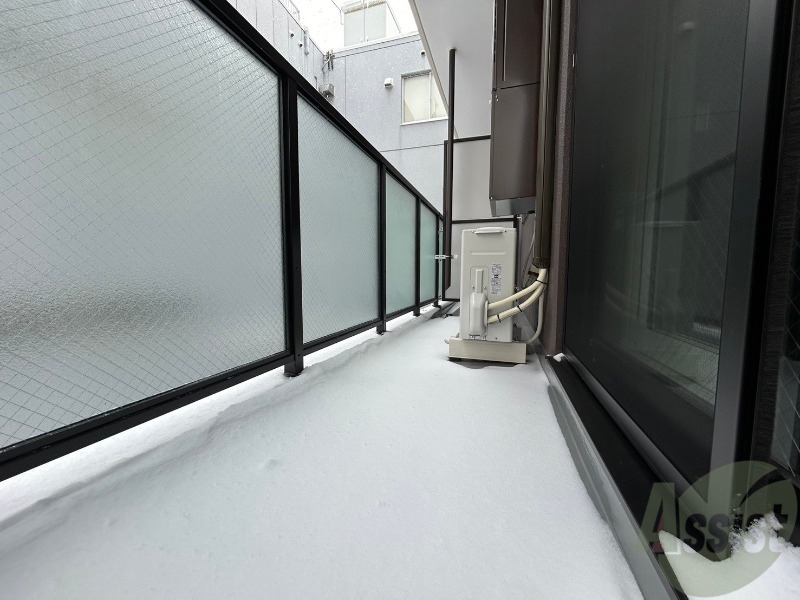 バルコニー　バルコニーが付いていますので一息ついてみてはいかがですか。