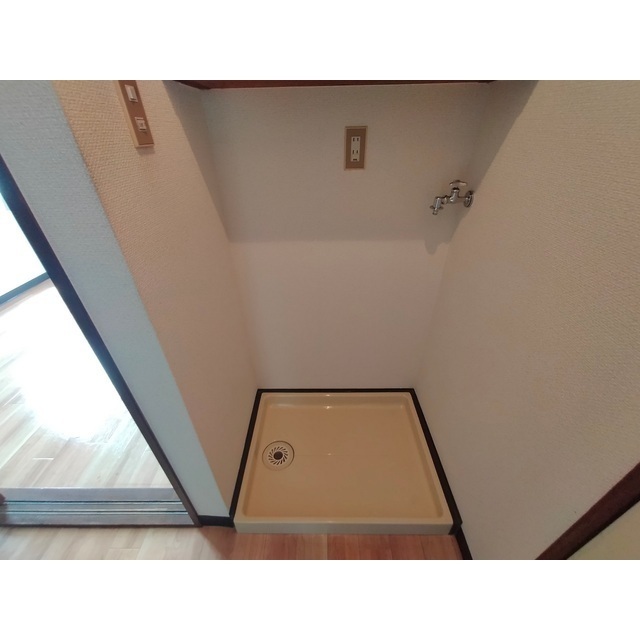 その他　洗濯機置場