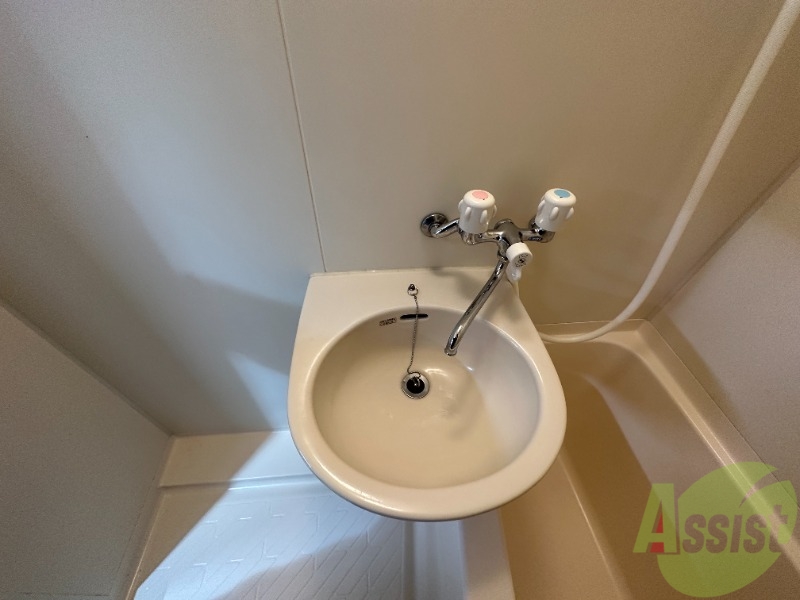 洗面設備　洗面スペースはこちらでご利用いただけます。