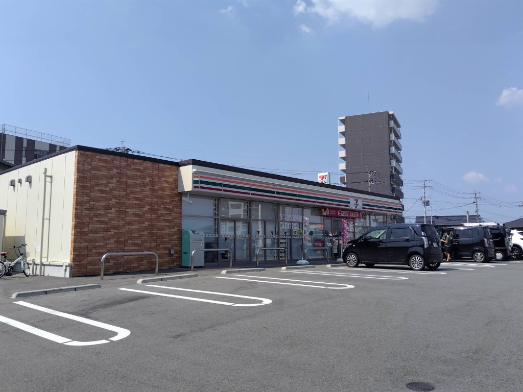コンビニ　セブンイレブン 熊本上近見店（コンビニ）まで83m