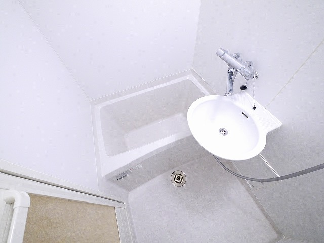 バス・シャワールーム　ゆったり過ごせるお風呂です