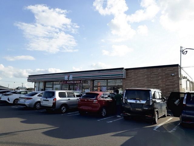 コンビニ　セブンイレブン古川インター店（コンビニ）まで300m