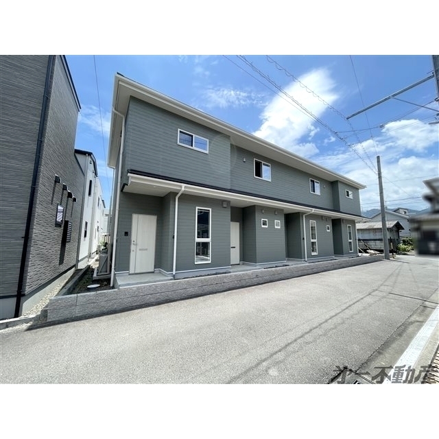 エントランス　建物外観