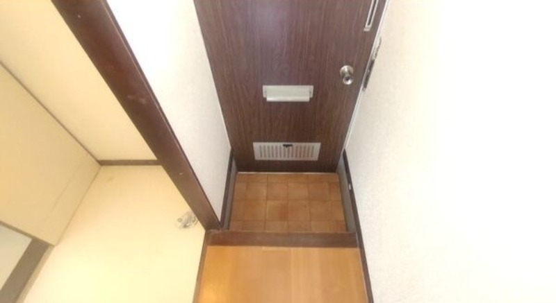 玄関　図面と現状に相違がある場合には現状を優先