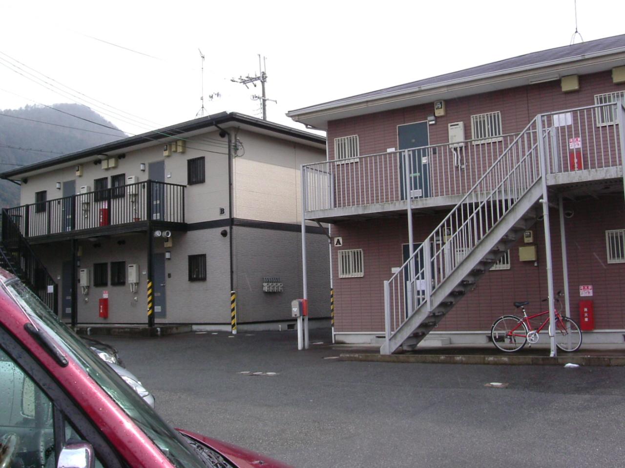 メゾン・ドール　やかたの建物外観