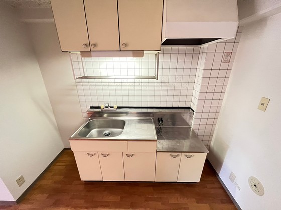 キッチン　※別部屋の写真です