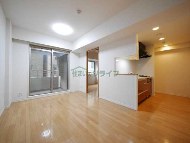 居室・リビング　反転写真