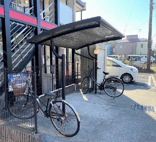その他共有部分　屋根付き駐輪場