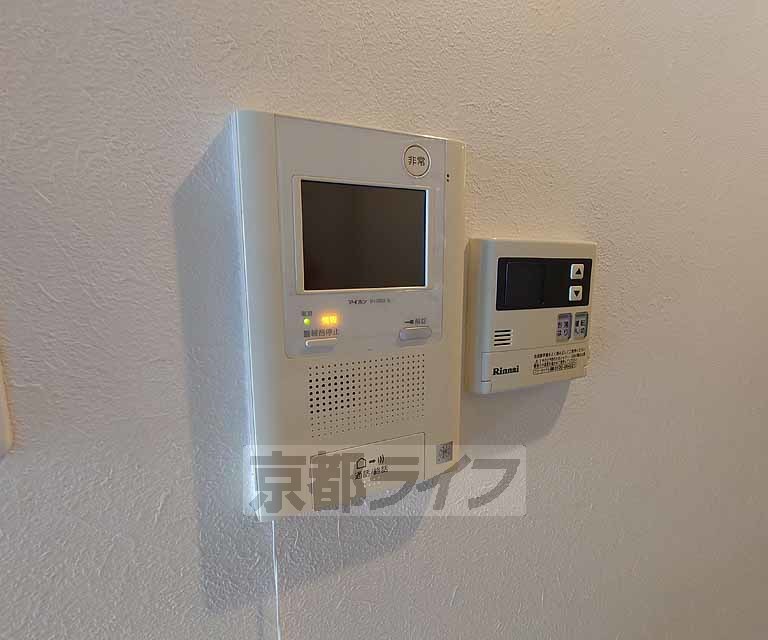 セキュリティ　ＴＶホンがあります。