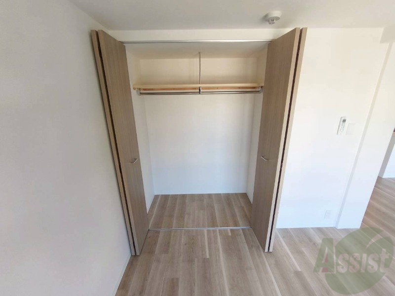 収納　洋室にはクローゼットがあるのですっきり片付きそうです。