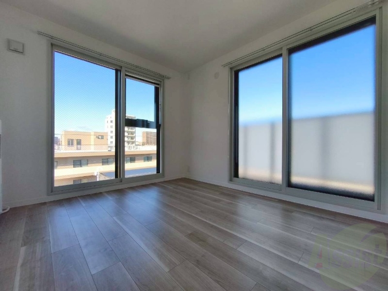 その他部屋・スペース　白を基調とした明るい印象のお部屋でした！