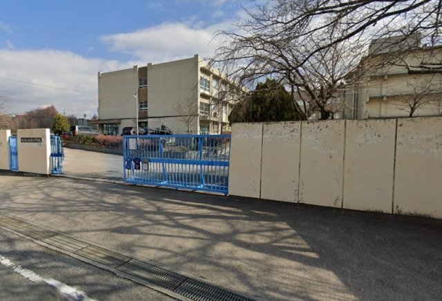 中学校　枚方市立招提北中学校（中学校）まで808m