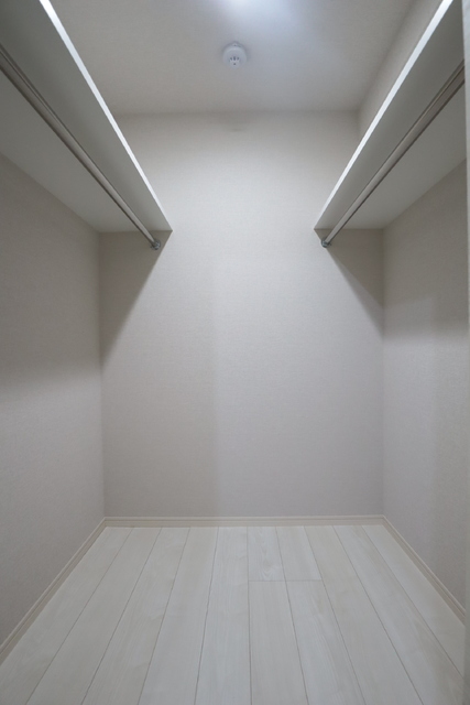 収納　★広々ウォークインクローゼット★※同種同型の仕様となります。