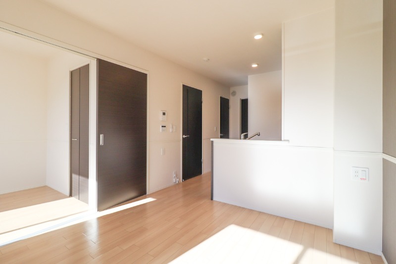 居室・リビング　図面と現状に相違がある場合には現状を優先