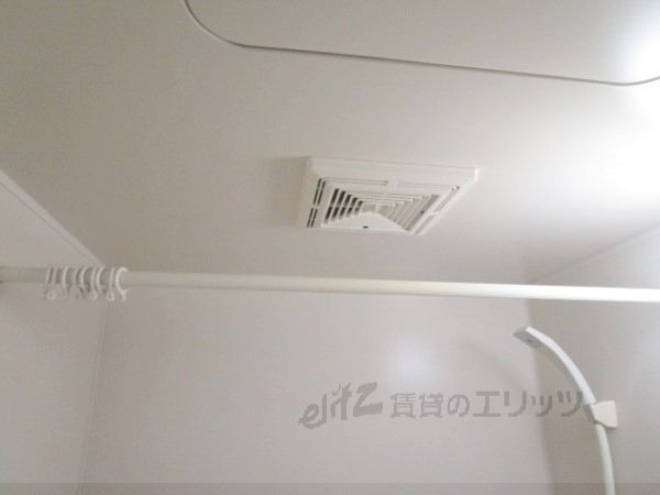 バス・シャワールーム　風呂