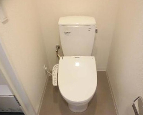 トイレ　別部屋参考写真です