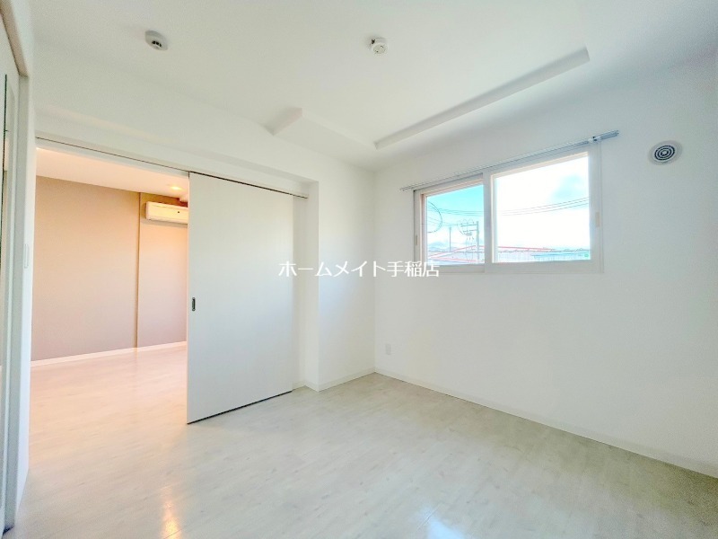 その他部屋・スペース　明るい洋室、寝室にどうぞ♪