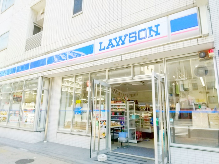 コンビニ　ローソン（コンビニ）まで320m