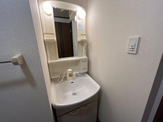 洗面設備　洗面所です