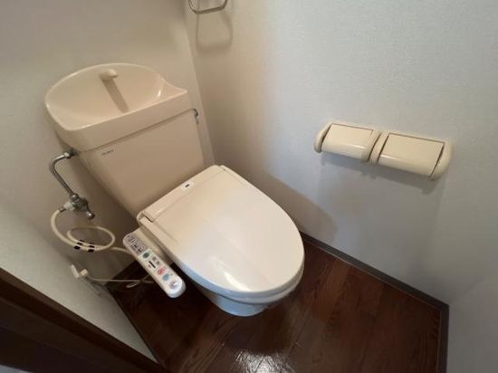 トイレ　ゆったりとした空間のトイレです