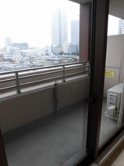 バルコニー　バルコニー