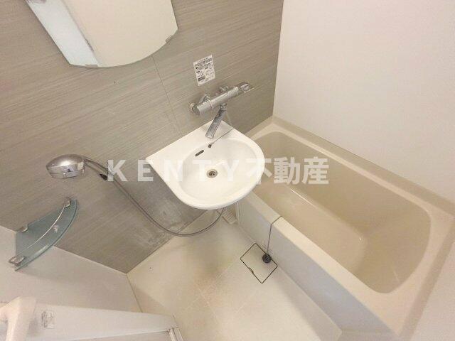 バス・シャワールーム　お風呂で日々の疲れを落としましょう