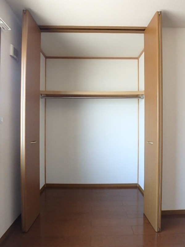 収納　図面と現状に相違がある場合には現状を優先