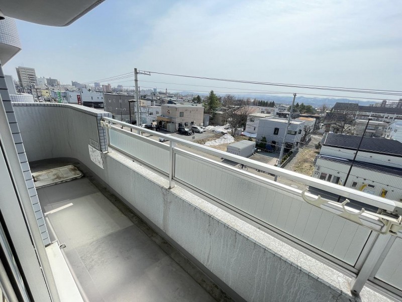 バルコニー　バルコニー