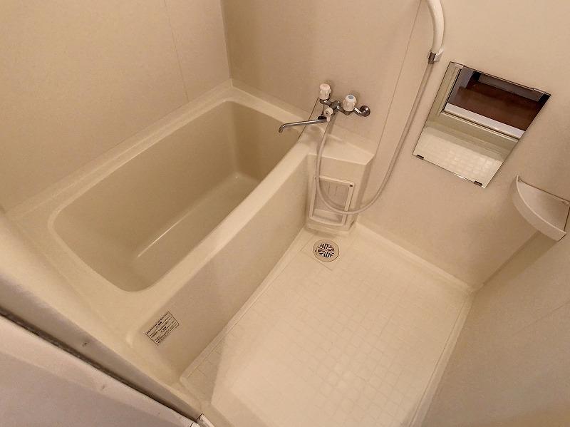 バス・シャワールーム　浴室