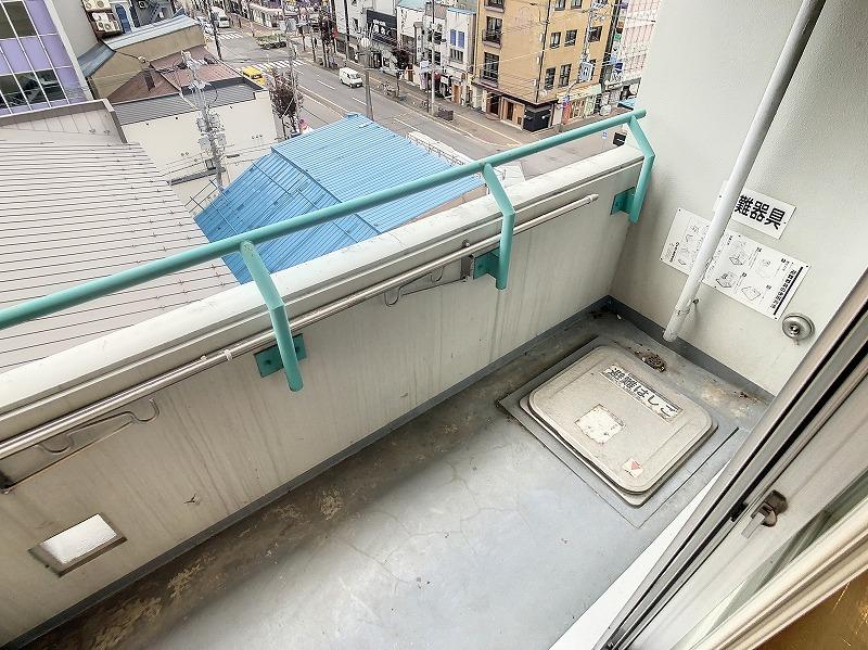 バルコニー　バルコニー