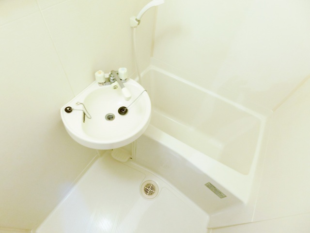 バス・シャワールーム　バスルーム