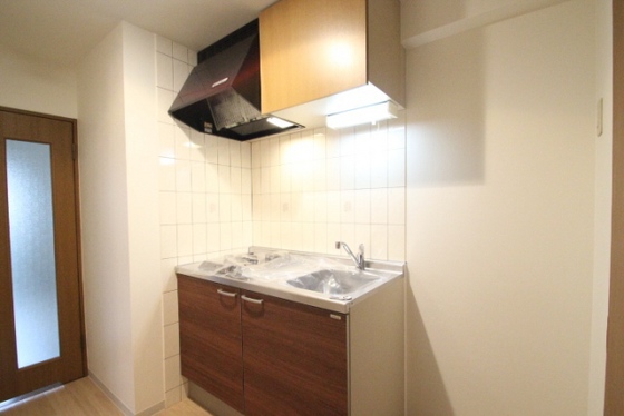 キッチン　※別部屋の写真です