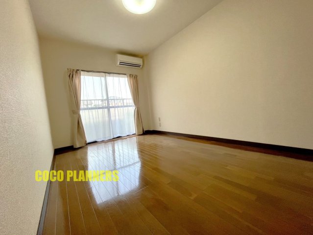 居室・リビング　他のお部屋のお写真です。