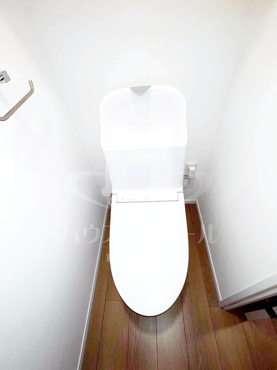 トイレ　トイレもきれいです