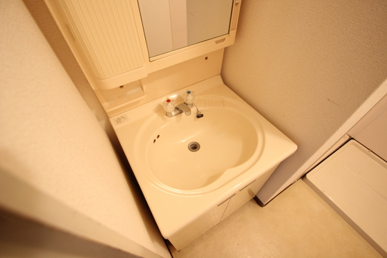 洗面設備　※別室の写真です
