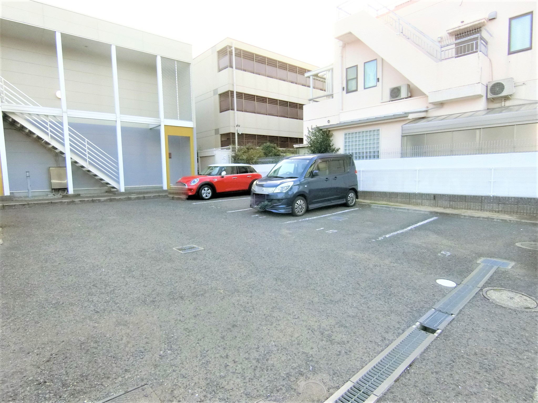 駐車場　敷地内駐車場完備です☆