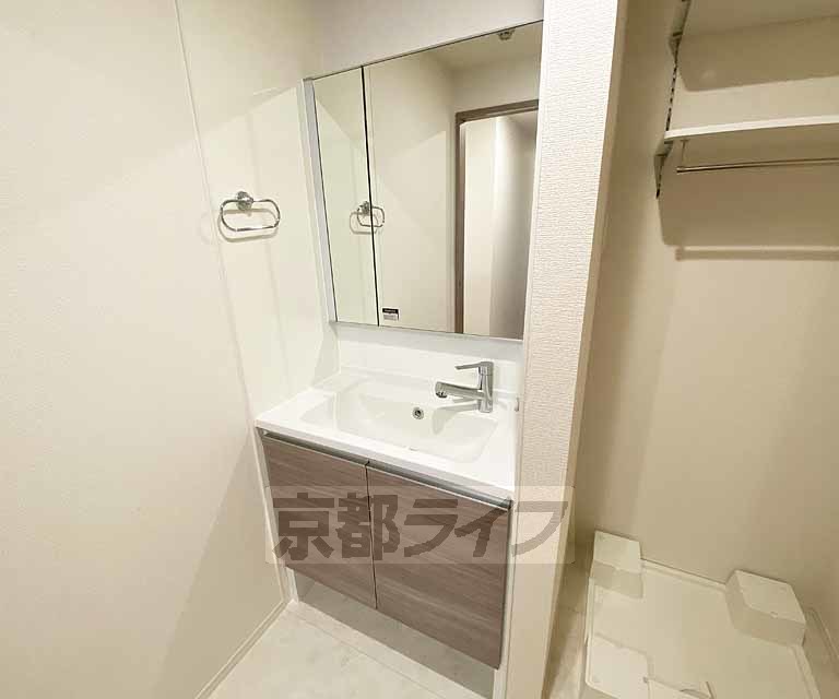 洗面設備　独立洗面台