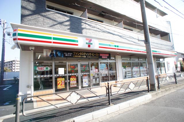 コンビニ　セブンイレブン（コンビニ）まで130m