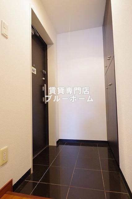 玄関　玄関広々！