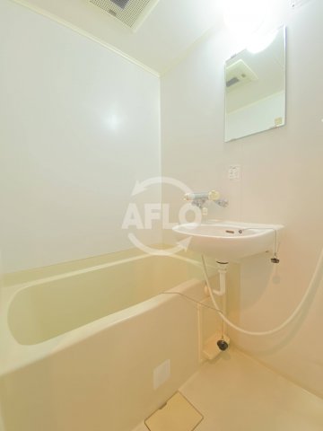 バス・シャワールーム　メゾンドラフィネ　風呂