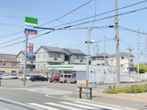 コンビニ　ファミリーマート 東海加木屋町店（コンビニ）まで229m