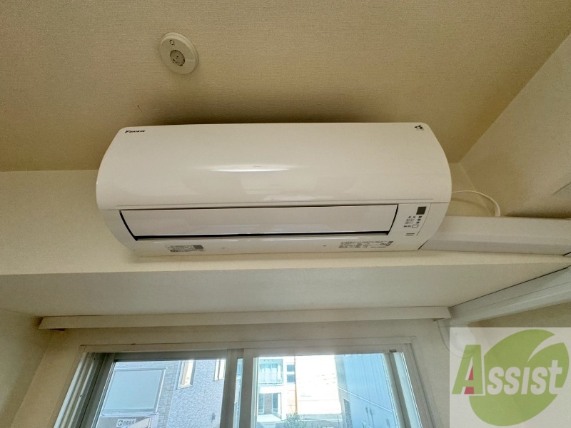 その他設備　こちらはエアコンが設置されております！夏場も快適です！