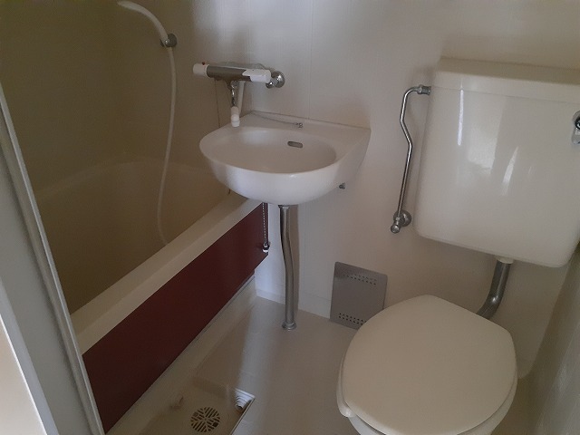 バス・シャワールーム　３点ユニットバス