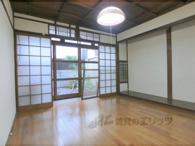 居室・リビング　洋室