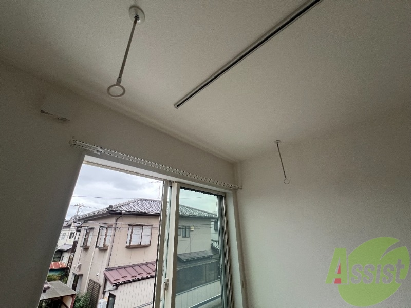 バルコニー　バルコニーがない為、室内物干しでお洗濯物を干して頂きます。