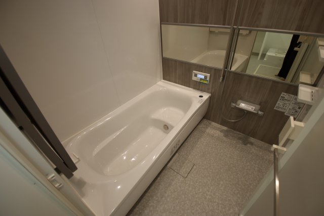 バス・シャワールーム　※別室の参考写真の為、現況優先です。